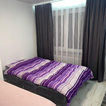 Holiday 88 洛伊克巴德 外观 照片